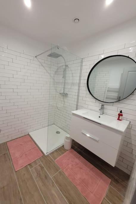 Charmant Petit Logement A 3 Kms De La Plage Belgodere  Exterior photo